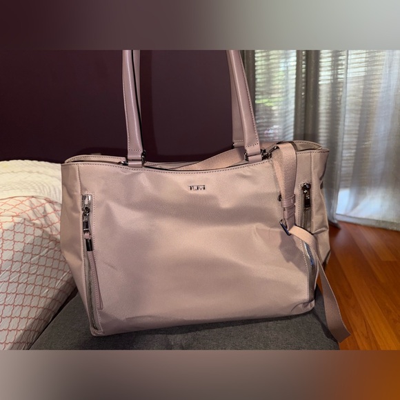 Tumi Valetta Large Tote - Light Mauve -Style #146570A312 - Picture 1 of 16